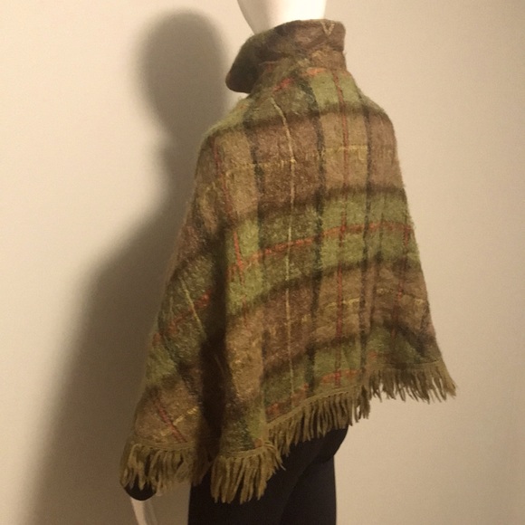 Vintage Andrew Stewart cape - Picture 6 of 7